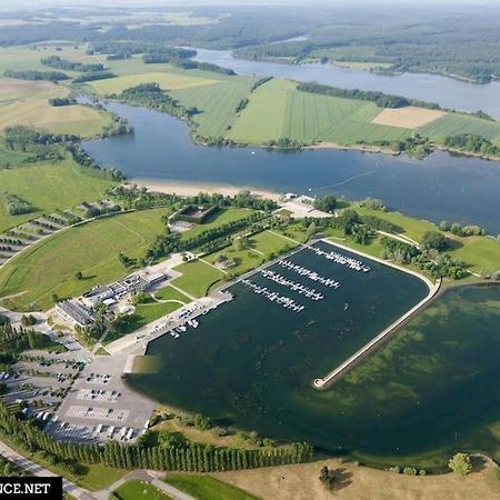 Super Logement En Plein Coeur De La Ville , Chez Tify Бриен-ле-Шато Экстерьер фото